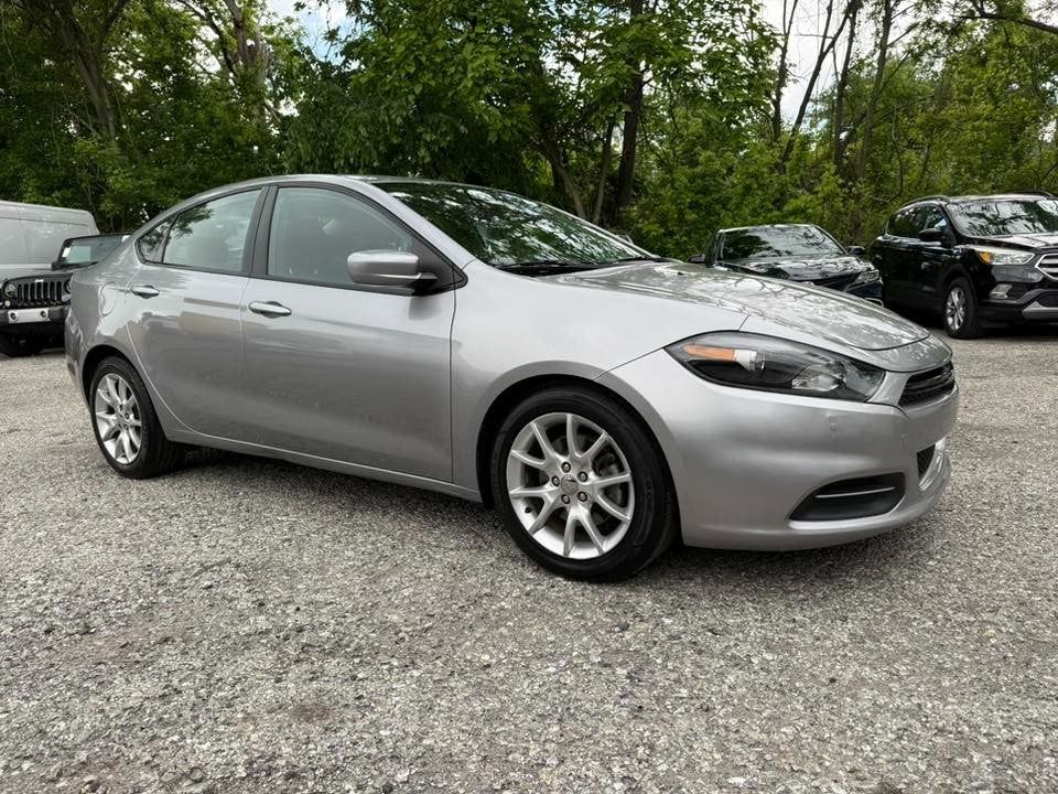 2015 Dodge Dart SXT photo 6 of 9